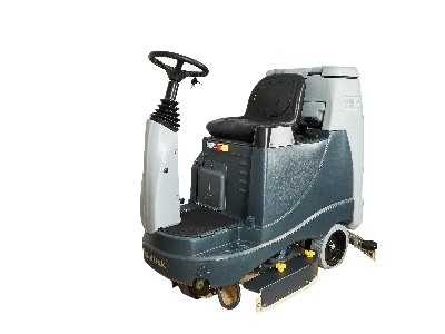 力奇大型座駕洗地機(jī)BR855